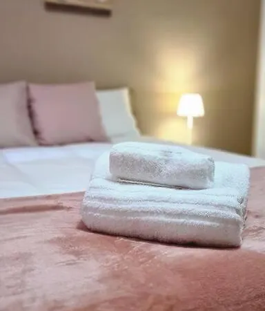 La Casa Nel Vicolo-casa Vittoria Apartament