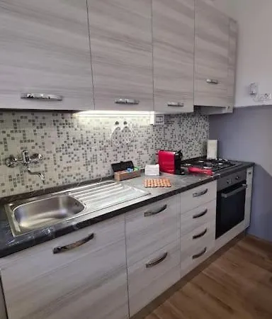 Apartment La Casa Nel Vicolo-casa Vittoria Genoa