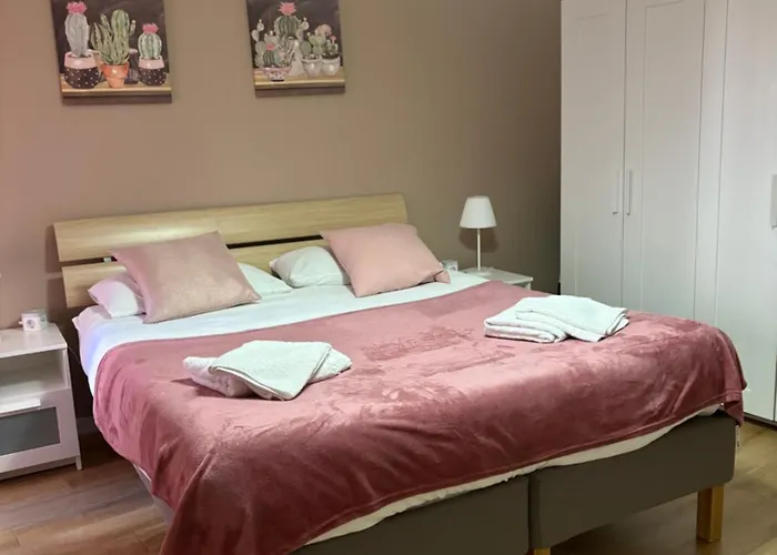 La Casa Nel Vicolo-casa Vittoria *