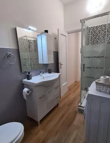 La Casa Nel Vicolo-casa Vittoria * Genova